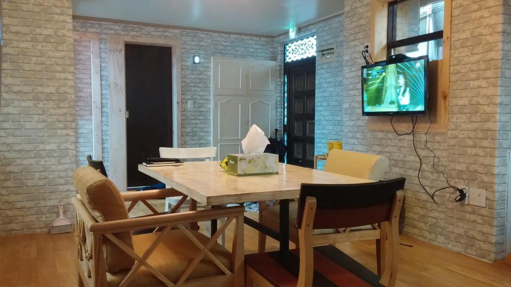 Social House Otel Seul Dış mekan fotoğraf